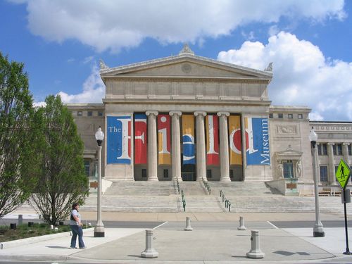 Field-Museum-Front