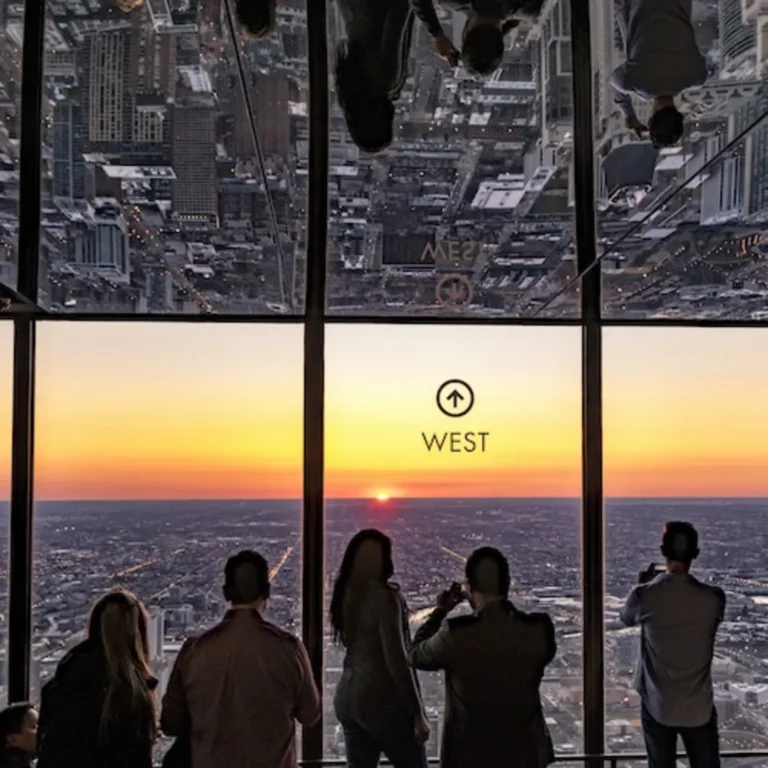 360 CHICAGO Observation Deck