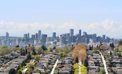 Vancouver,Skyline,With,The,Burnaby,Heights,Neighborhood,In,The,Foreground