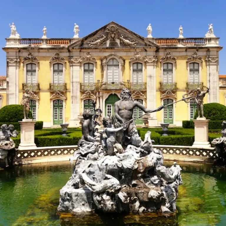 National Palace and Queluz Gardens: Skip-the-Line Ticket