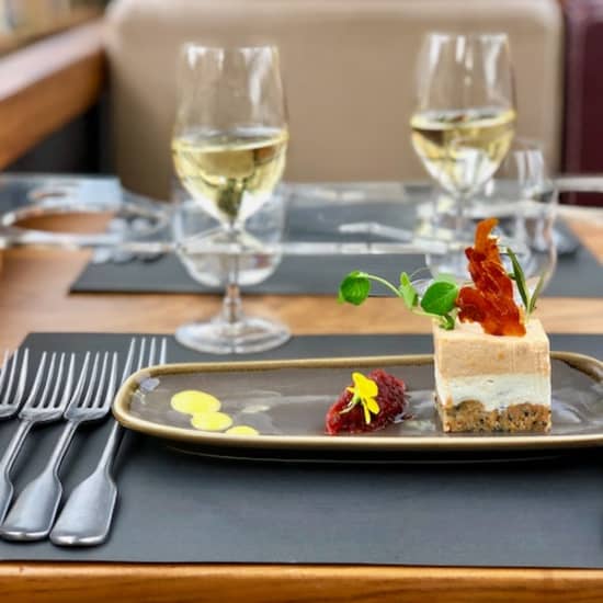 Bustronome London: pranzo di 4 portate durante un tour panoramico in autobus