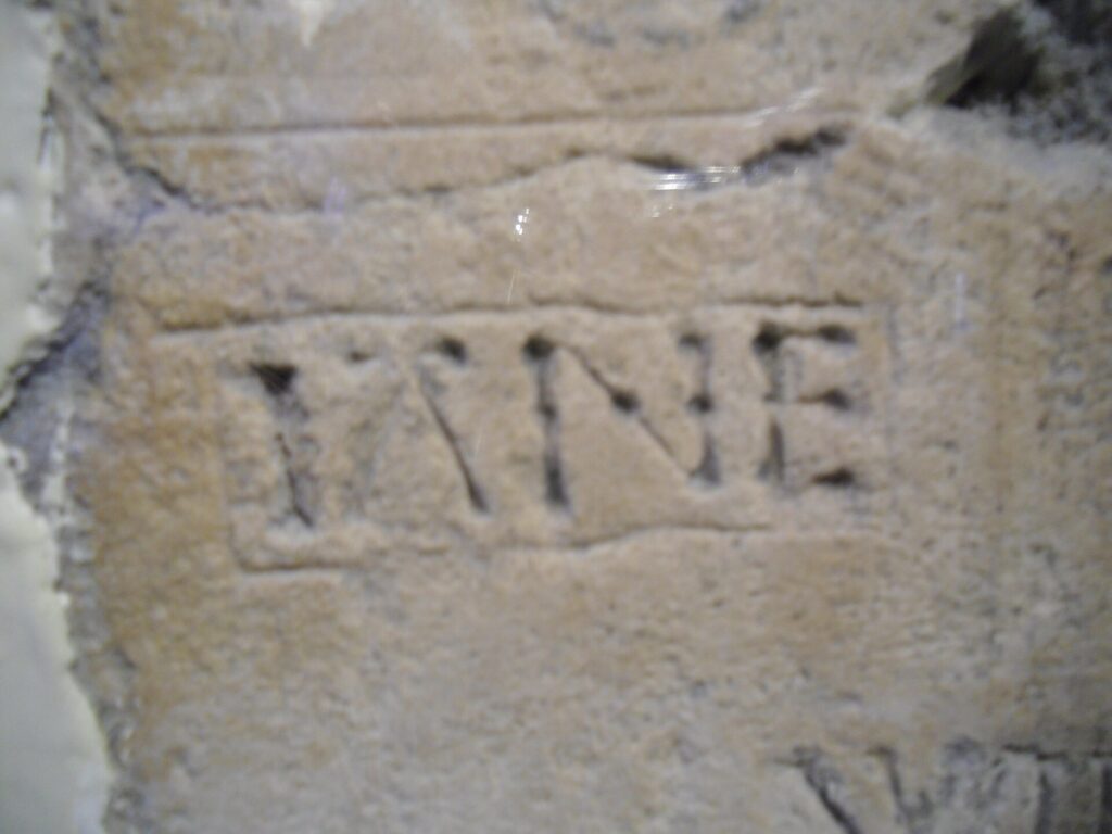 L’iscrizione IANE scolpita nella Torre di Beauchamp