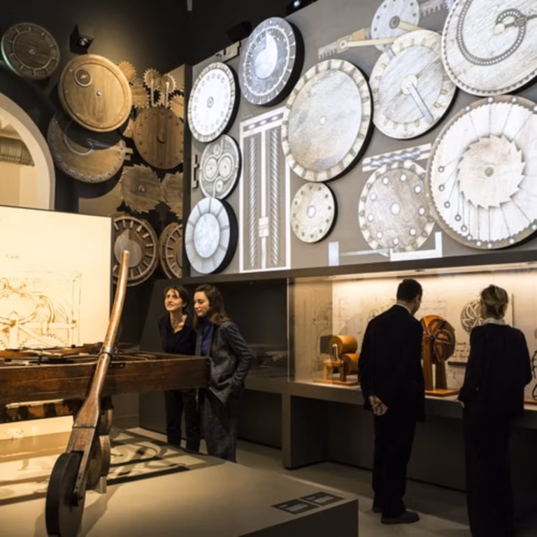 Besuch im Nationalmuseum für Wissenschaft und Technik „Leonardo da Vinci“