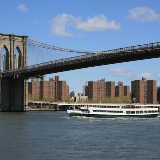 New York: 2.5-Hr Circle Line "Best of NYC" Cruise + Live Guide Ticket