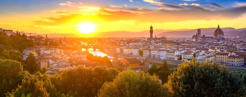 Panoramic,View,Of,Arno,River,,With,Ponte,Vecchio,,Palazzo,Vecchio
