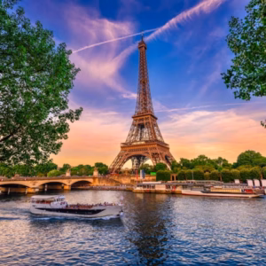 The Seine: Sightseeing Cruise from the Eiffel Tower