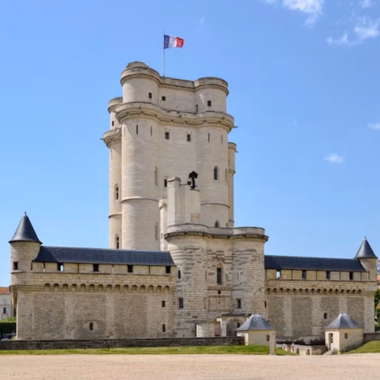 Visit the Château de Vincennes