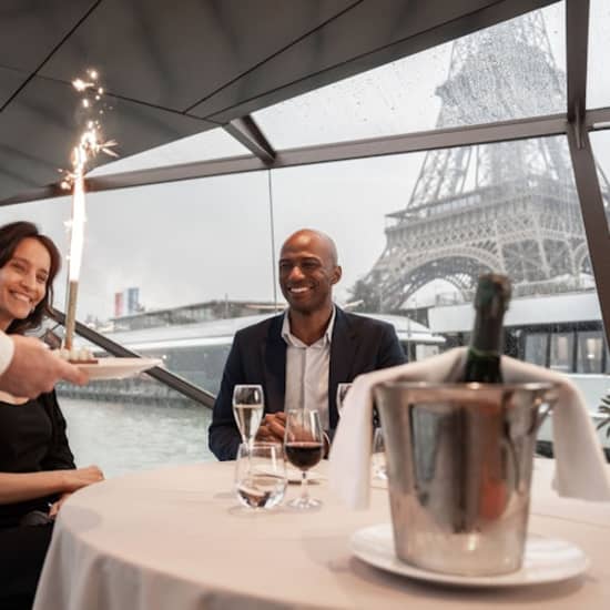 Dinner Cruise with Live Music BATEAUX-MOUCHES