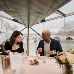 Dinner Cruise with Live Music BATEAUX-MOUCHES