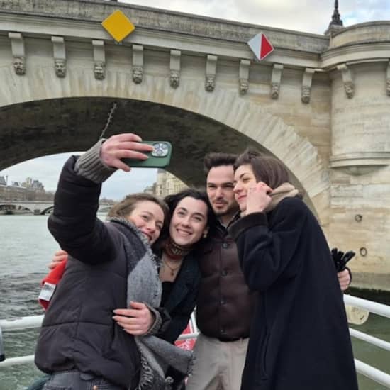Guided Sightseeing Cruise by Vedettes du Pont Neuf