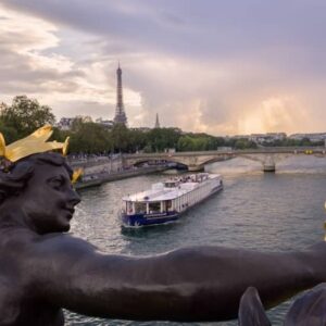 Brunch cruise aboard the Capitaine Fracasse