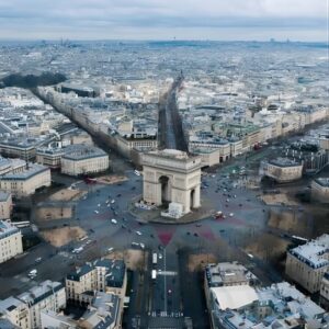 Arc de Triomphe and Seine River Cruise