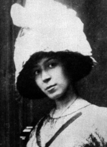 Marie Laurencin in Paris around 1912