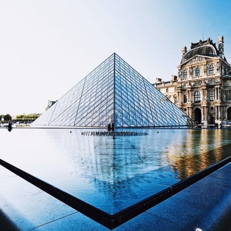 Ticket for the Musée du Louvre and private guided tour