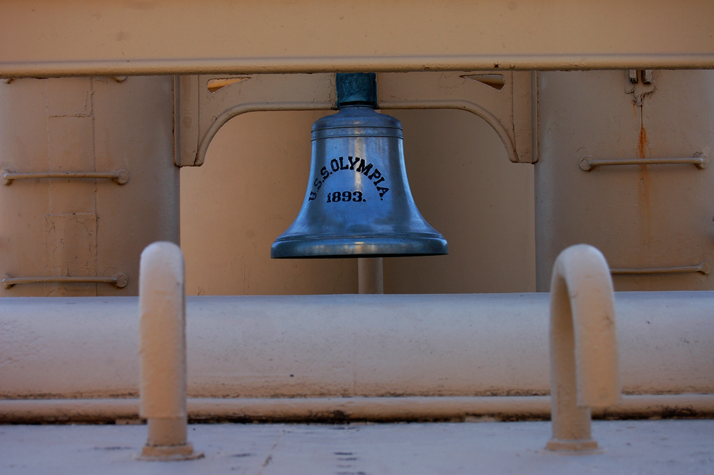 Bell,Of,The,Uss,Olympia,Docked,In,Philadelphia,,Pa