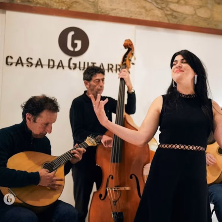 Porto: Fado Concert at Casa da Guitarra with Port Wine