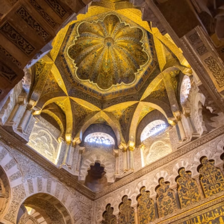 Córdoba and the Mosque-Cathedral: Guided Day Trip from Seville