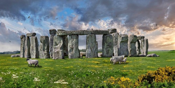 stonehenge-england-15