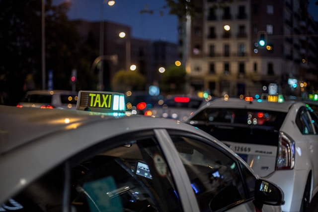 Madrid taxi on the road to the circuit