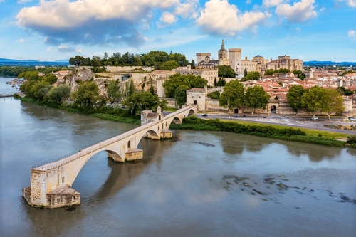 visit Avignon